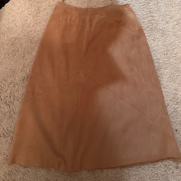 Vintage Talbots Suede Brown Skirt! - Picture 3 of 3